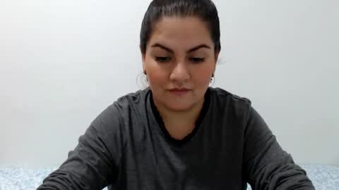 Snapshot of camila_villanueva chatting on October 12, 12:13 am Camila Villaneva online show from October 12, 12:13 am