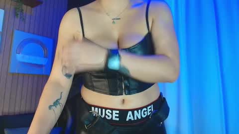    online show from November 29, 8:18 am