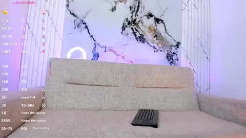 Snapshot of camilapreston_ chatting on October 14, 6:05 am camila preston online show from October 14, 6:05 am