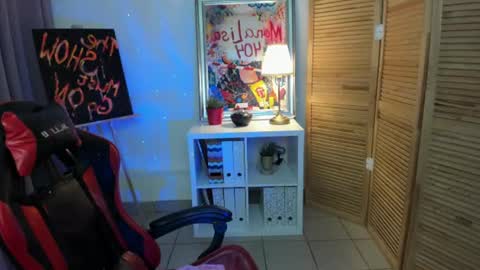 camilladreamer online show from August 7, 12:17 am
