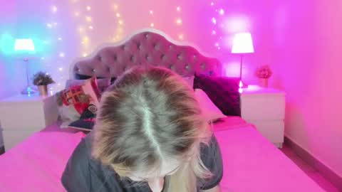 camilladreamer online show from January 13, 7:51 pm