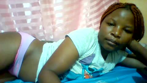 camillah_sweet online show from April 22, 6:32 am