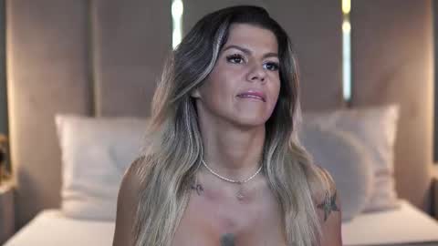 Camy online show from November 5, 1:00 am