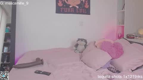 Camille  online show from February 4, 9:18 pm