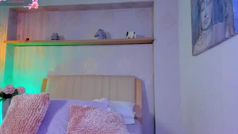 Camille Lynn online show from September 26, 1:47 am