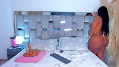 Camila online show from April 25, 2:58 pm