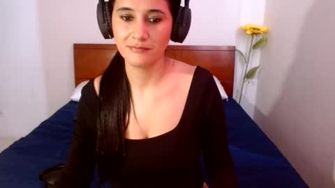 Carolina online show from April 27, 6:38 pm