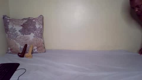 candy online show from April 22, 3:14 am