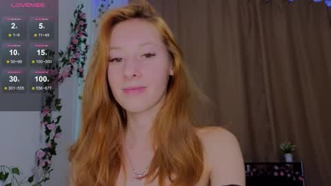 Snapshot of candy_flosse chatting on October 9, 10:41 am candy_flosse online show from October 9, 10:41 am