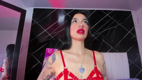 Leila  online show from April 26, 4:10 am