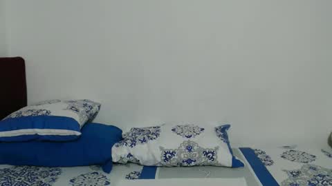 candy online show from April 19, 11:40 pm