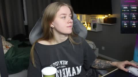 Megan online show from December 18, 7:41 pm