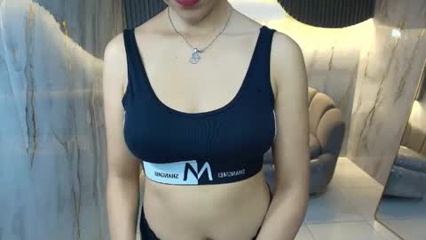 Candy  online show from April 19, 3:17 am