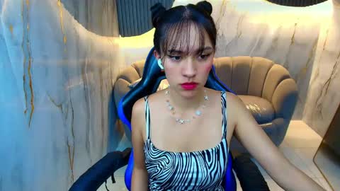 Candy  online show from April 23, 3:03 am