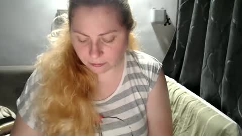 Snapshot of candycream74 chatting on February 3, 5:46 pm Laura online show from February 3, 5:46 pm