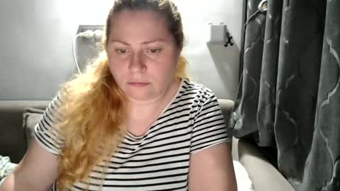 Snapshot of candycream74 chatting on January 31, 10:31 pm Laura online show from January 31, 10:31 pm