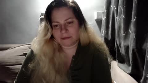 Laura online show from March 5, 11:11 pm