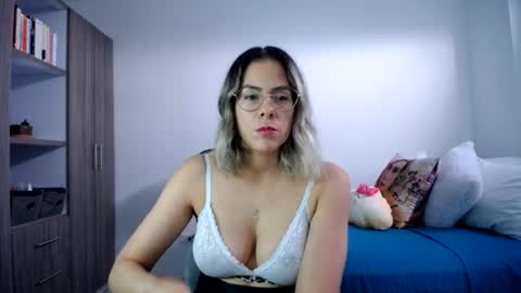 Candy Dowson online show from July 29, 9:37 pm
