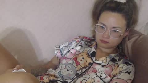say meow and send tip  online show from July 2, 3:23 am