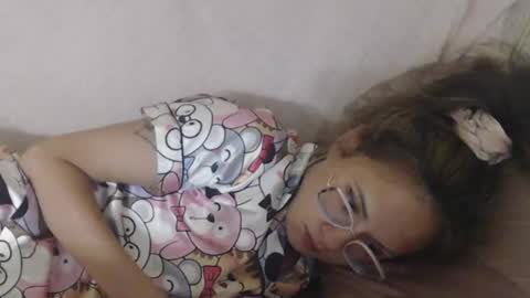 say meow and send tip  online show from July 1, 5:01 pm