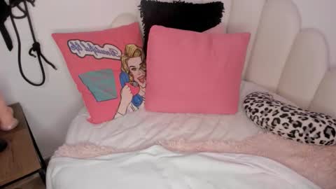 candytyler_ online show from December 2, 5:48 pm