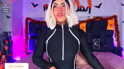 Snapshot of canela_osadaa_ chatting on October 15, 11:57 am Aura online show from October 15, 11:57 am