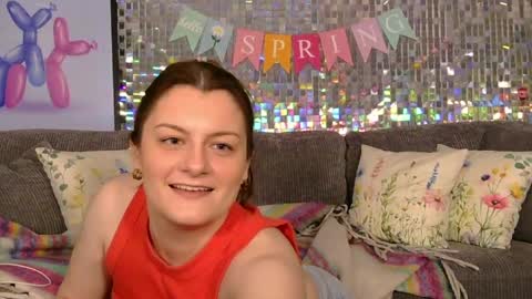 Cara online show from May 10, 1:57 pm
