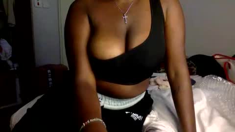 Caramel online show from February 1, 3:44 pm