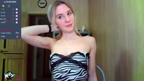 Snapshot of caramel_pie_ chatting on October 5, 8:36 pm caramel online show from October 5, 8:36 pm
