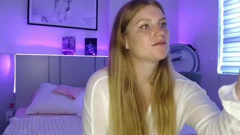 Lana online show from May 21, 5:05 am