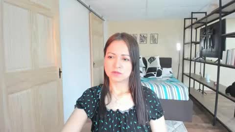 Snapshot of carlin1511 chatting on October 9, 7:29 pm carlin1511 online show from October 9, 7:29 pm