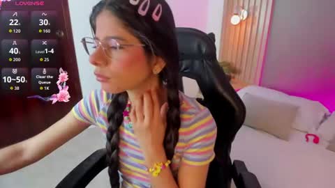 C A R L I N A online show from June 11, 12:35 pm