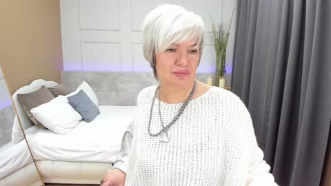 Snapshot of carmensoft chatting on December 9, 6:55 am Carmen online show from December 9, 6:55 am