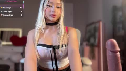 carmenxrose online show from October 10, 1:32 am