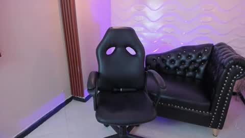 Snapshot of caro_sexyhot chatting on October 5, 3:00 am carolina online show from October 5, 3:00 am