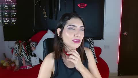 Snapshot of carolaine69_ chatting on January 7, 2:19 pm Caroline online show from January 7, 2:19 pm