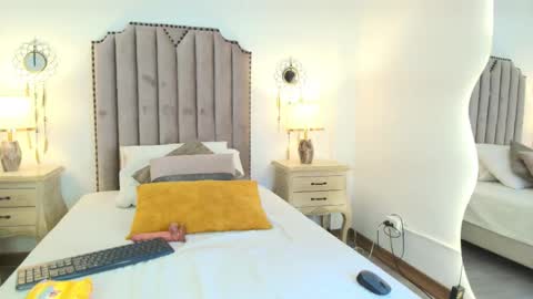 Carolina online show from January 14, 12:32 pm