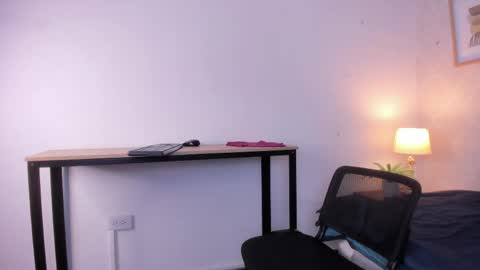  Caroline  online show from April 23, 11:39 am