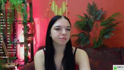 Snapshot of caroline_hey chatting on October 21, 3:27 pm Mary and Carol online show from October 21, 3:27 pm