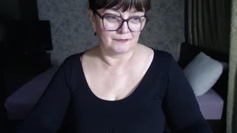 CarolineDream  online show from November 15, 5:36 pm