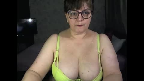 Snapshot of carolinedream_ chatting on March 9, 3:16 pm CarolineDream online show from March 9, 3:16 pm