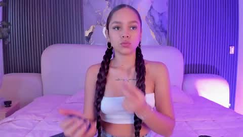 Caroline online show from April 26, 12:36 pm