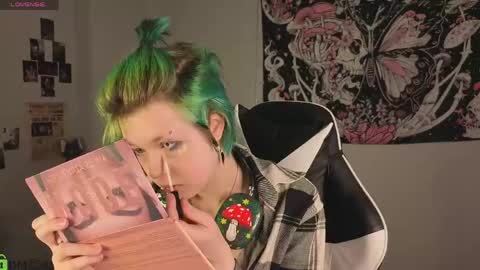 CarolineRichter online show from April 24, 3:31 am