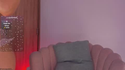 carolinna_ online show from December 19, 12:52 pm