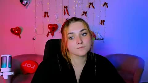 casey_meow_ online show from May 19, 8:54 am