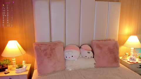 Snapshot of caseypierce_ chatting on September 25, 7:45 pm Casey Pierce New Account online show from September 25, 7:45 pm