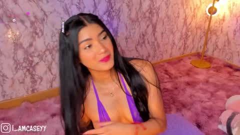 Snapshot of caseypierce_ chatting on February 18, 3:21 pm Casey Pierce New Account online show from February 18, 3:21 pm