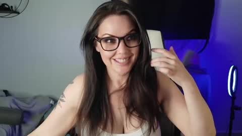 Cassandra Chaos online show from April 23, 3:36 am