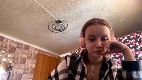 Scarlett online show from March 1, 7:41 am