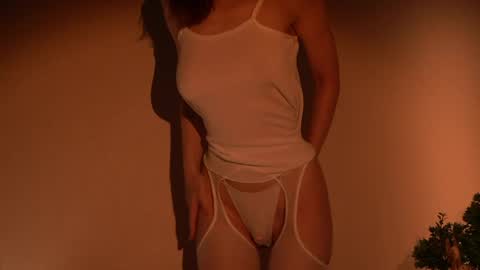 Cassie online show from April 18, 7:07 pm